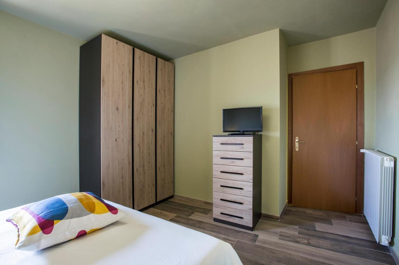 Готель Bed & Basta Allerona Екстер'єр фото
